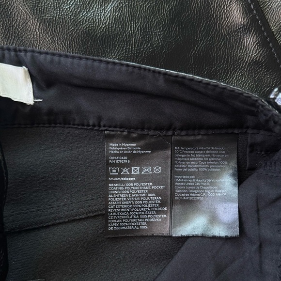 H&M Black Faux Leather Coated Straight Leg Trousers Pants Size 4 - Picture 5 of 6